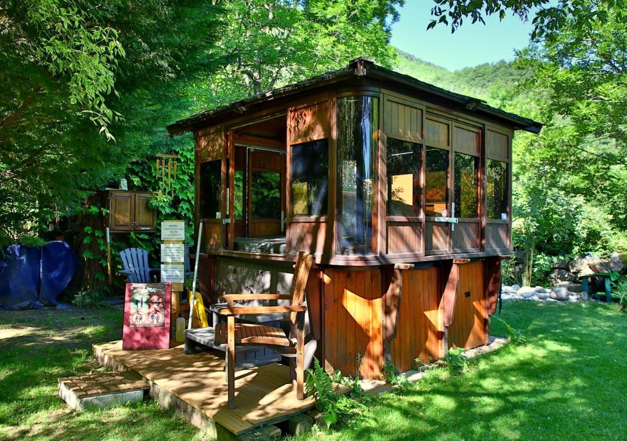 Beau Vallon - Gite Et Chambres D'Hotes Pyrenees-Mediterranee - Pays Catalan Sahorre Dış mekan fotoğraf