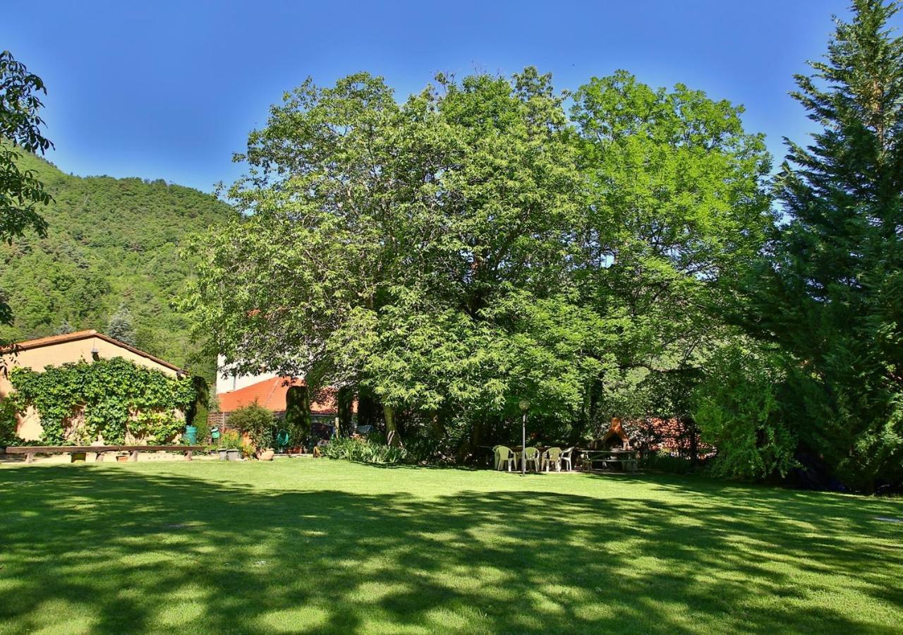 Beau Vallon - Gite Et Chambres D'Hotes Pyrenees-Mediterranee - Pays Catalan Sahorre Dış mekan fotoğraf