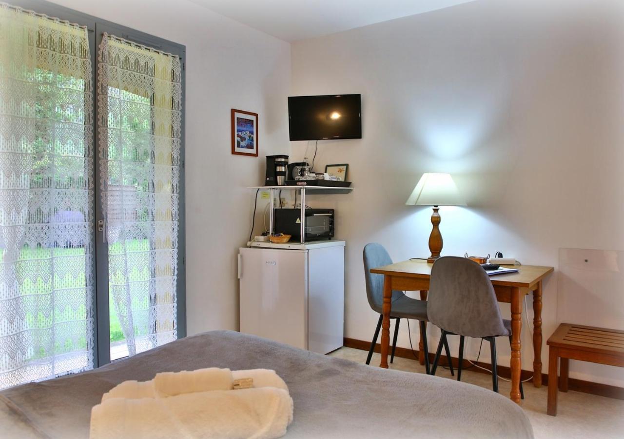 Beau Vallon - Gite Et Chambres D'Hotes Pyrenees-Mediterranee - Pays Catalan Sahorre Dış mekan fotoğraf
